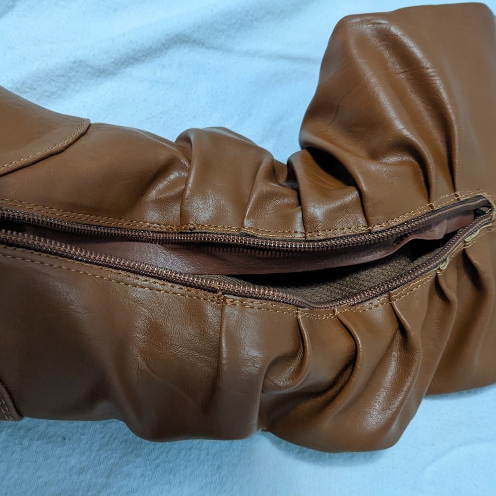 Knee High Heeled Stiletto Zip-up Boots - Picture 8 of 10